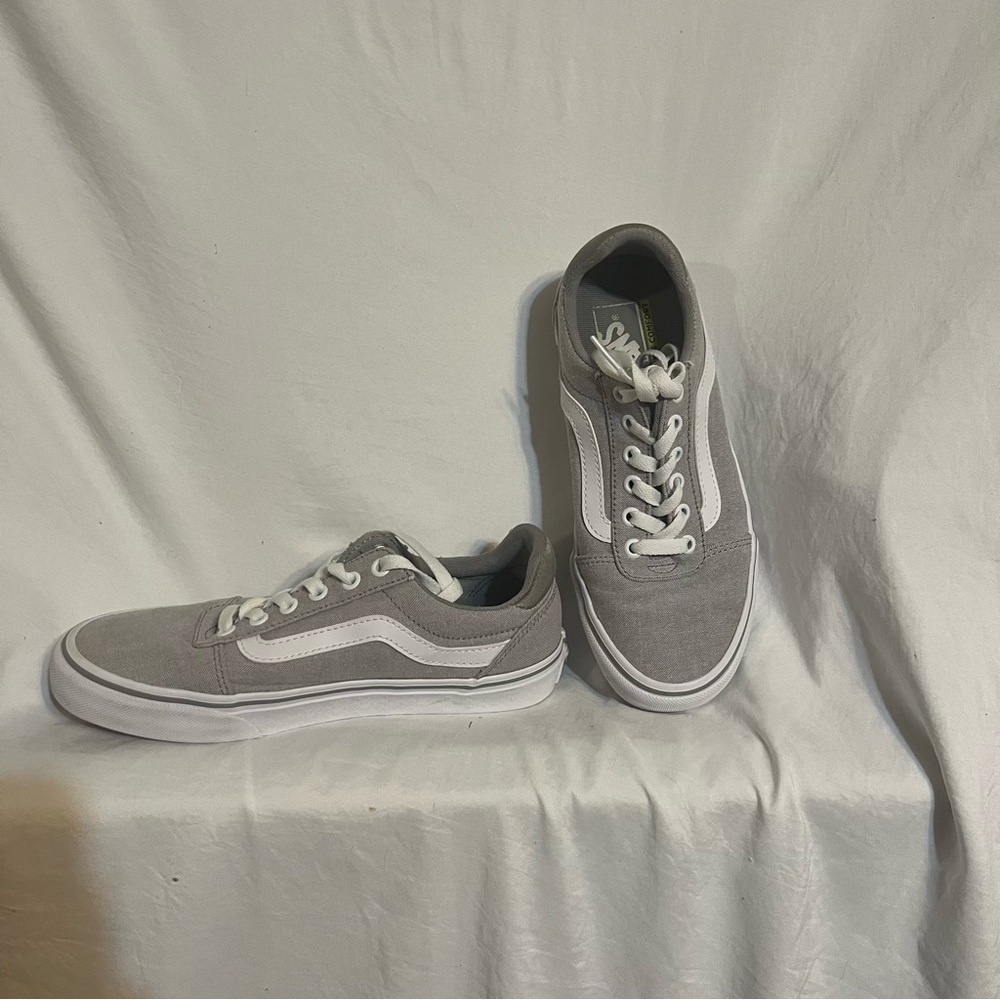 Vans Women’s Gray Canvas Sneakers Size 7